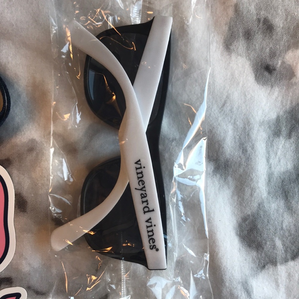 vineyard vines bundle - Picture 3 of 4